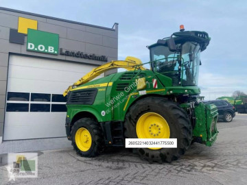 Ensileuse automotrice John Deere