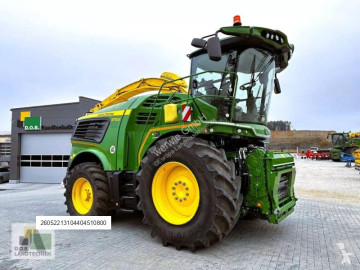 Ensileuse automotrice John Deere