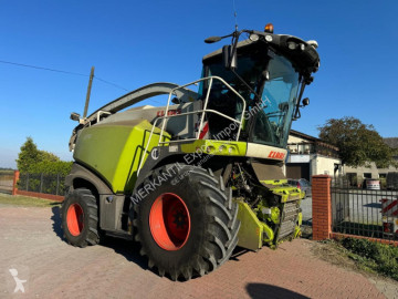 Ensileuse automotrice Claas