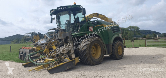John Deere 8600