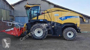 Ensilaje Ensiladora automotriz New Holland FR9040 4X4