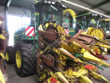Silážní kombajn s vlastním pohonem John Deere 7750i