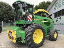 Ensileuse automotrice John Deere