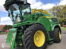 John Deere 8300 新车 Self-propelled silage harvester