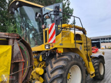 Ensiladora Ensiladeira automotriz New Holland FX 28
