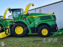 Siláž John Deere 8300 Samochodná rezačka ojazdený