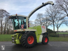 Claas Selbstfahrender Feldhäcksler/Mähdrescher Jaguar 840