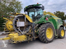 John Deere Self-propelled silage harvester 8500