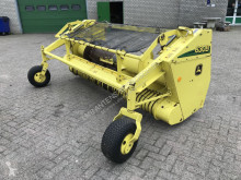 Podbieracze do zbioru trawy John Deere 630B