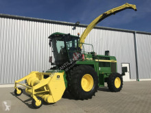 John Deere 6850 / 4WD Sieczkarnie samojezdne używana