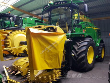 John Deere 8300i Silážní kombajn s vlastním pohonem použitý