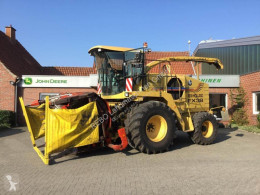 Ensileuse automotrice New Holland FX 38
