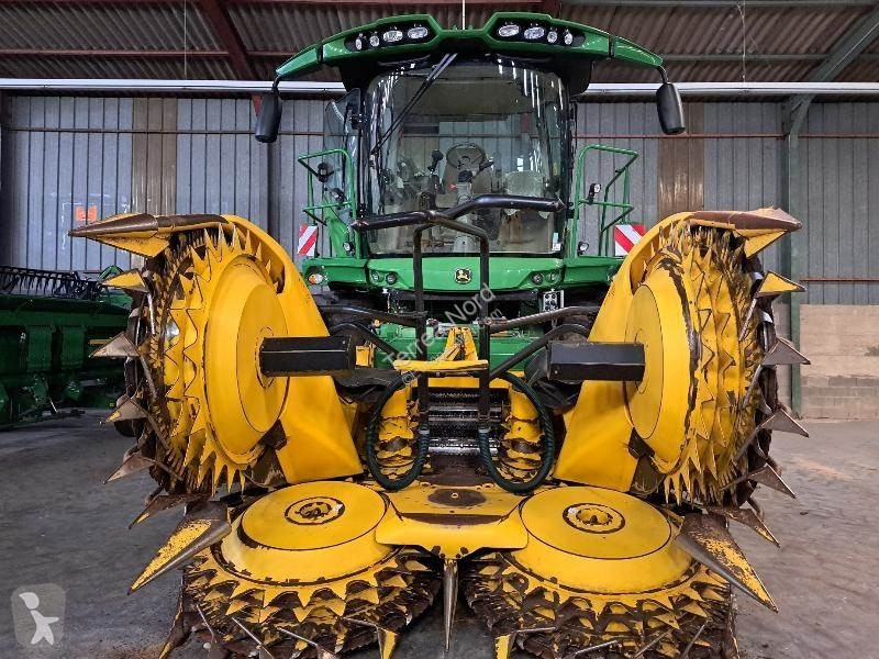 Kiszonka John Deere 8400i