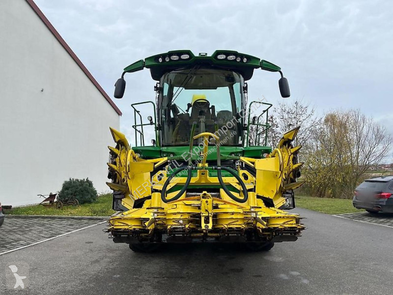 Ensilaje John Deere 8300i mit Pickup + Kemper