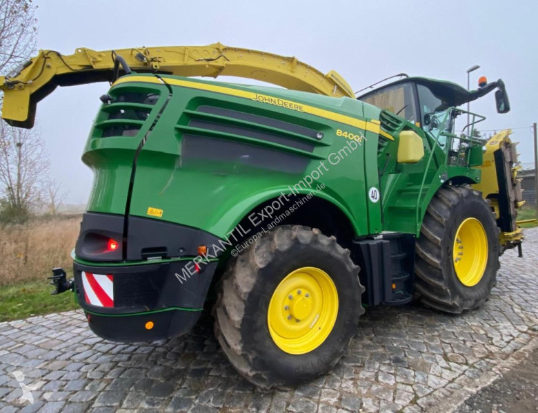 Ensilaje John Deere 8400i