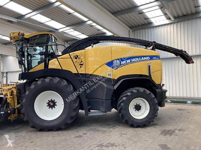 Ensilering New Holland   FR700