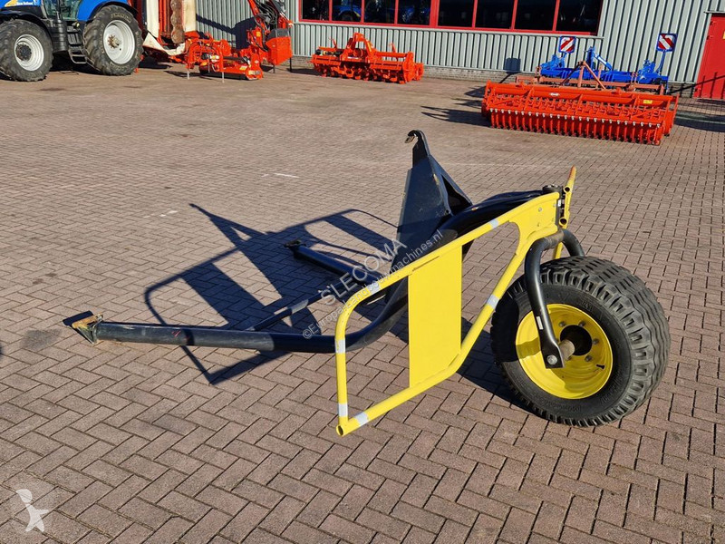 Kiszonka John Deere 300F transport wiel