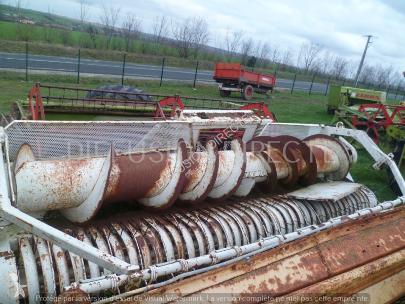 Idass PICK-UP POUR ENSILEUSE CC4 MF 4X silage