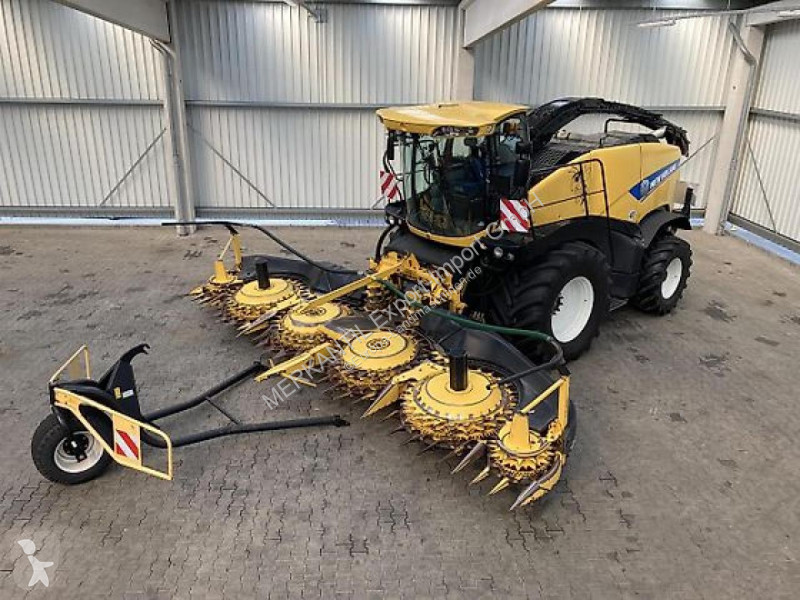 Ensilering New Holland   FR700