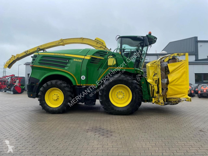 Ensilage/ensilering/grønthøst John Deere  8400 i