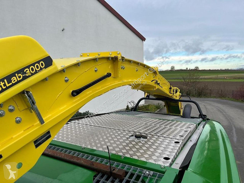 سيلاج John Deere  8300i mit Pickup + Kemper