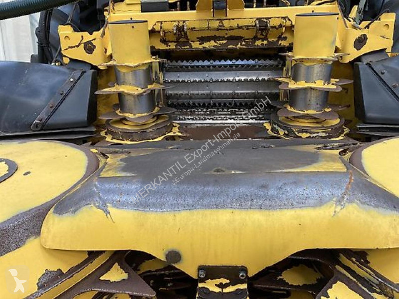 Ensilering New Holland   FR700