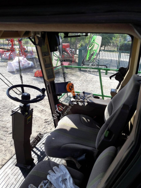 سيلاج John Deere  7350