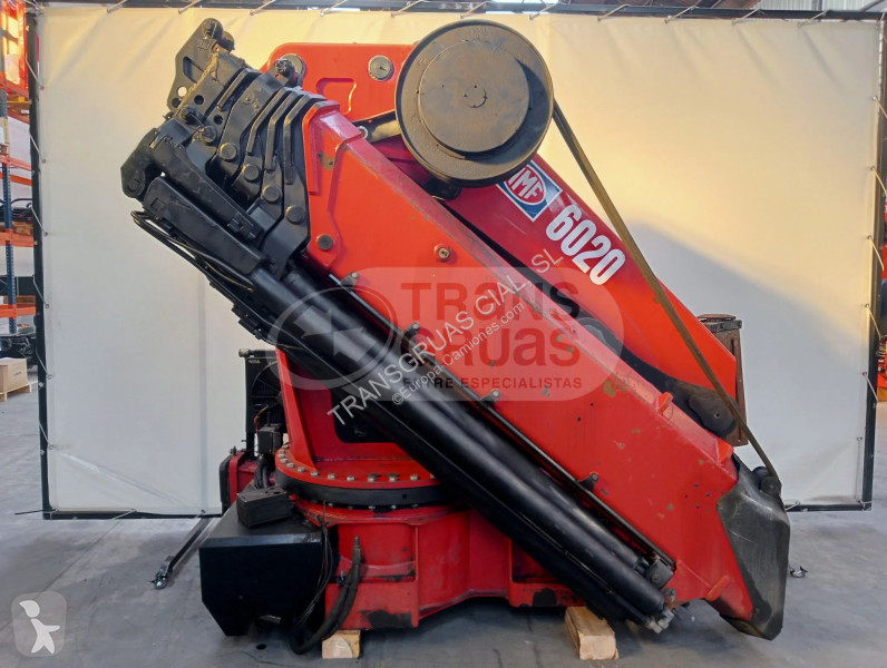 Uitrusting voor vrachtwagens HMF 6020