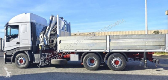 Grue auxiliaire Iveco