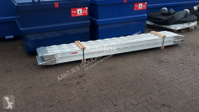 Équipements PL Rampe de chargement Aluminium...