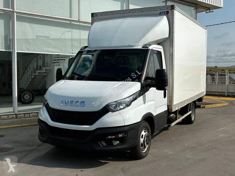 Furgoneta Iveco 35C16 20m3