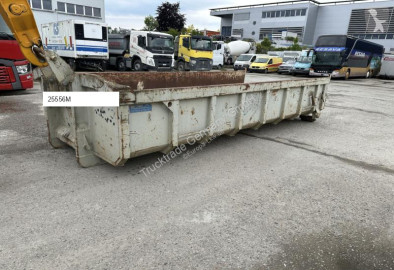 Container