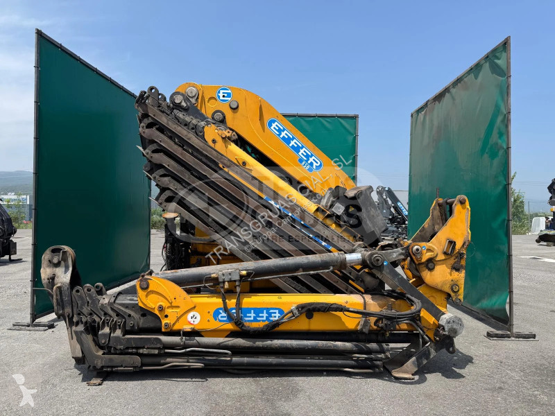 Equipamentos pesados Effer 850 8S