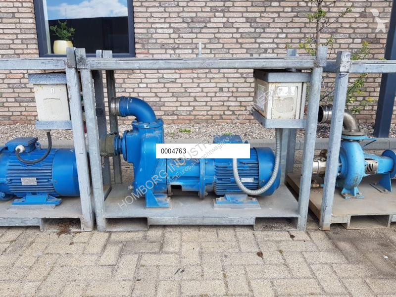 Uitrusting voor vrachtwagens Waterpomp...