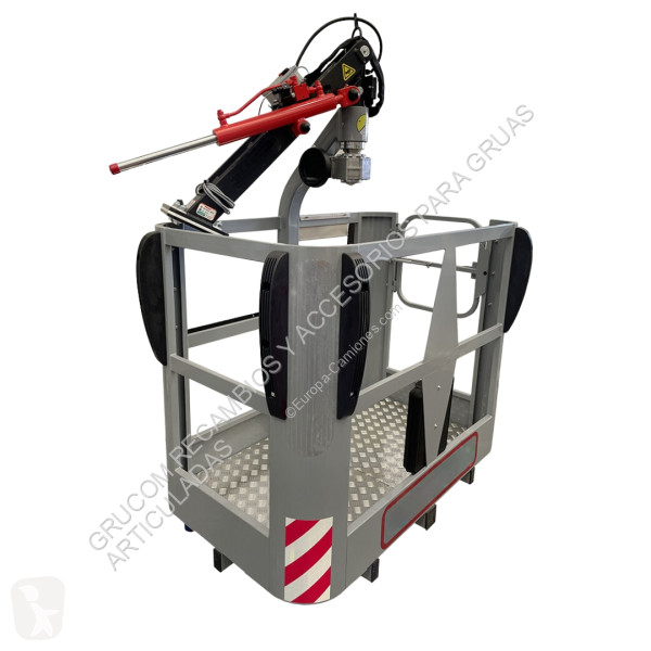 Equipamientos Cesta portaoperarios de hierro...