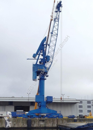 Grue à tour