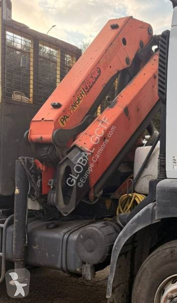 Grue auxiliaire Palfinger