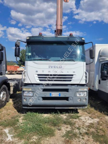 Grúa auxiliar Iveco
