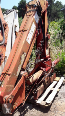 Grue auxiliaire HMF A 111-K2