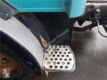 Equipamientos Marchepied pour camion MERCEDES-BENZ LP 813-42 LP 813 usado