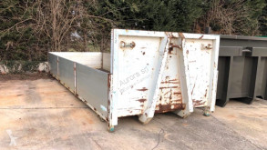 Zariadenie nákladného vozidla karoséria Skriňa s hákovým nosičom kontajnerov CONTAINER A PIANALE CON SPONDE E PIANTONI RIMOVIBI