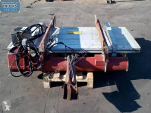 Equipamientos Iveco rampa elevadora trasera usado
