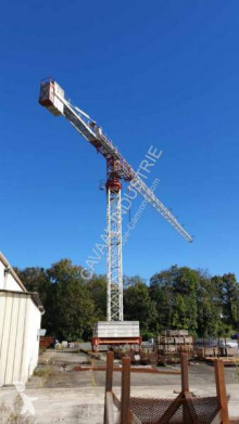 Grue auxiliaire Terex
