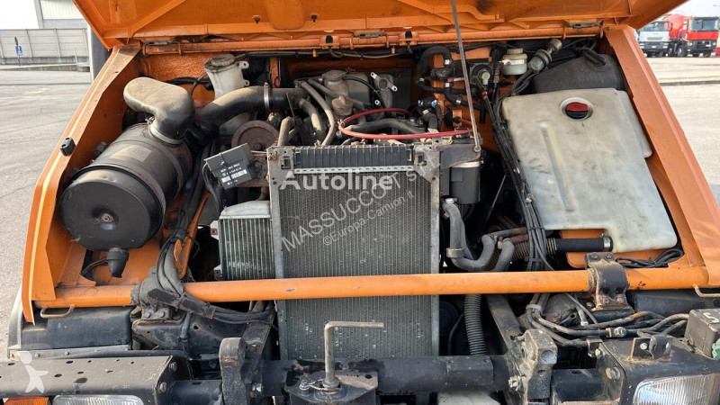 Attrezzature automezzi pesanti Mercedes UNIMOG U90