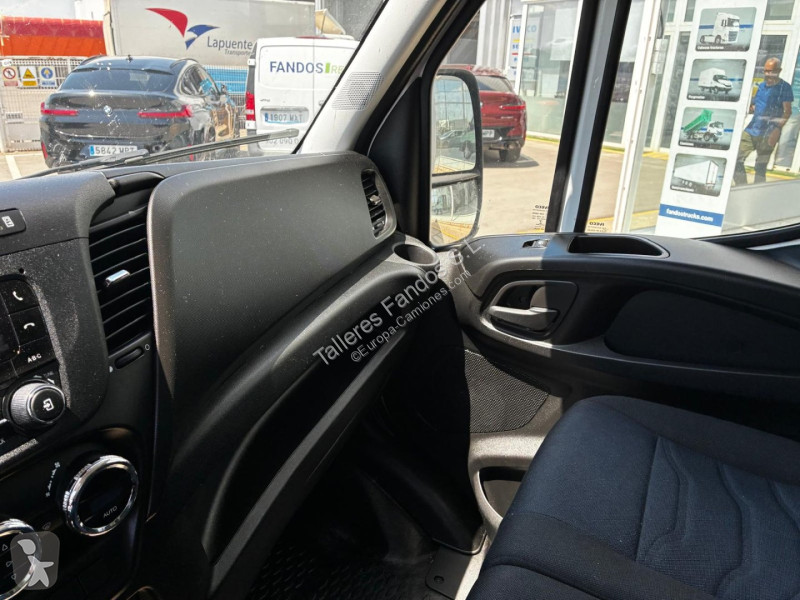 Furgoneta Iveco  35C16 20m3