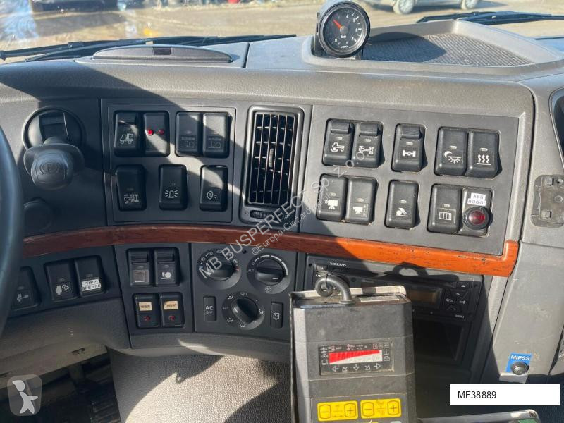 Équipements PL Volvo 4x4/6x4 Specjalny kontener...
