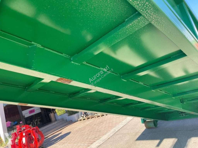 SCARRABILE NUOVO A CIELO APERTO Truck equipments