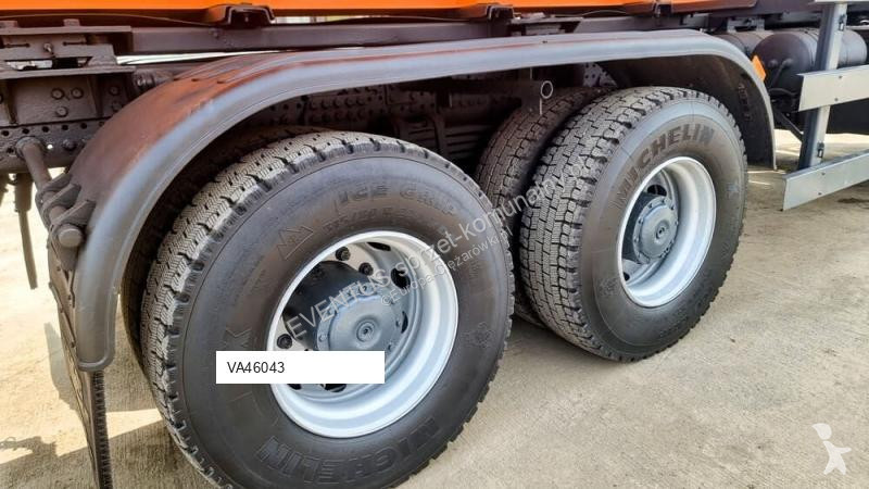 Mercedes 3333 Truck equipments
