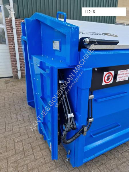Uitrusting voor vrachtwagens  Conteneur à...