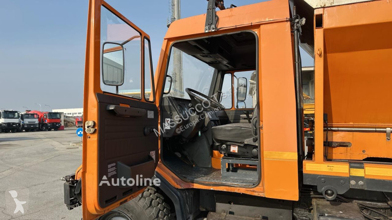 Attrezzature automezzi pesanti Mercedes UNIMOG U90